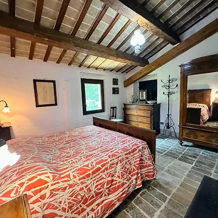 Peaceful Country Retreat Near Сasa de vacaciones *