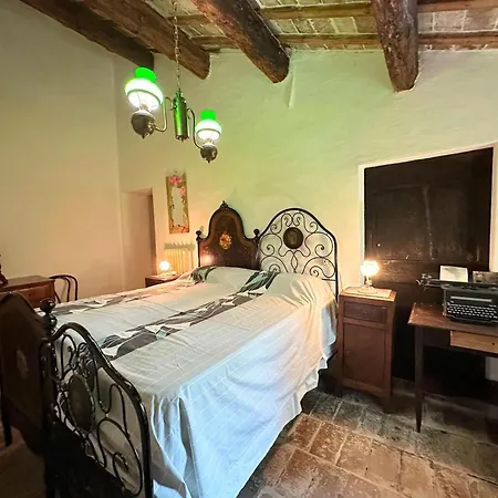 Peaceful Country Retreat Near Сasa de vacaciones